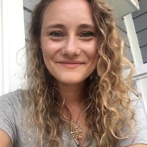 Meet your Posher, Brooke